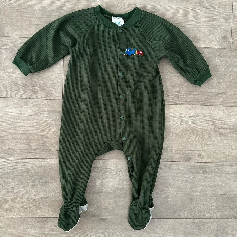 Vintage Carter’s Baby Boy Footies Tow Truck Vehicles 9-12 months forest green